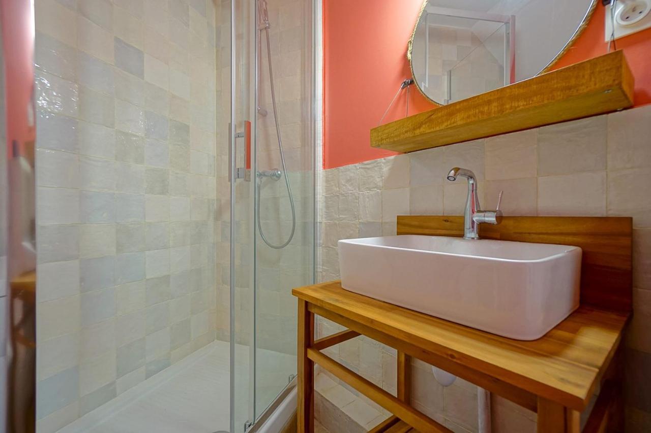 Beautiful Bright Apartment Near The Marais Párizs Kültér fotó